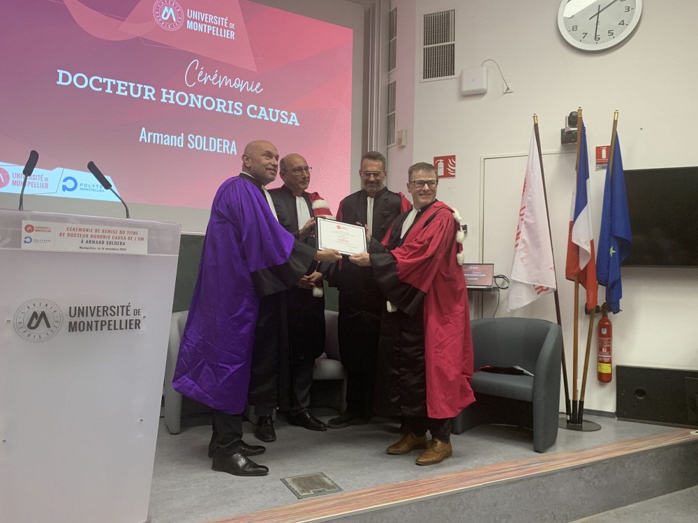 De g. &agrave; d. : M. Philippe Aug&eacute;, pr&eacute;sident de l'Universit&eacute; de Montpellier, M. Lionel Torres,&nbsp;directeur de Polytech Montpellier, M. &Eacute;ric Anglaret,&nbsp;directeur d&eacute;l&eacute;gu&eacute; de Polytech Montpellier, et le professeur Armand Soldera, doyen de la Facult&eacute; des sciences de l'UdeS.