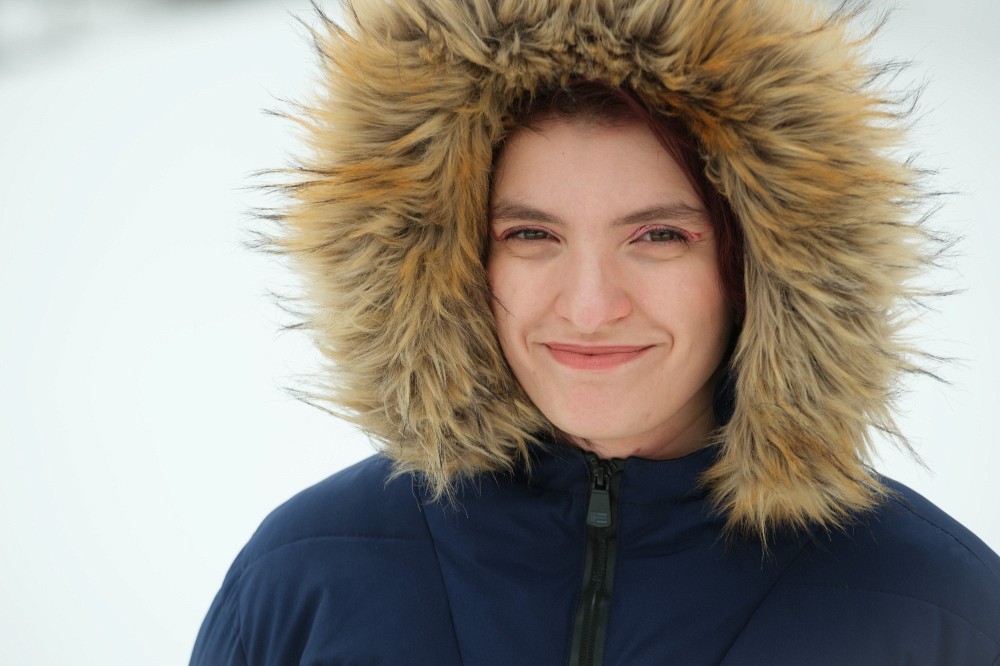 Le projet de doctorat de Lucile Cosyn Wexsteen l'am&egrave;ne sur la trajectoire des ours polaires &agrave; Churchill, au nord du Manitoba.