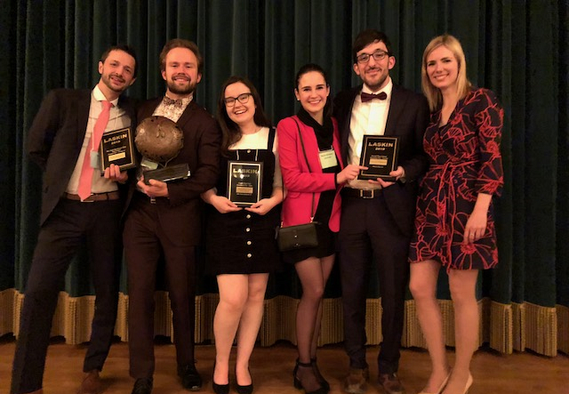 Sur la photo&nbsp;: Antoine Poirier-Godon, Chlo&eacute; Valiquette, Marie-Christine Lysymanko, et Guillaume Turcotte entour&eacute;s de Dominique Gilbert et Andr&eacute;e-Anne Ouimette.
