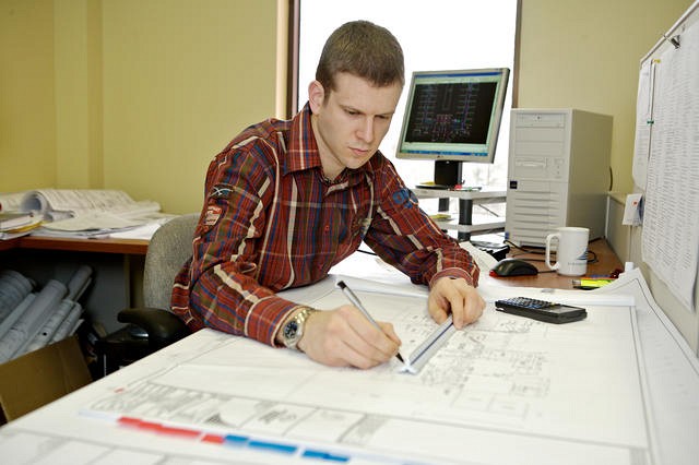 Deux ans apr&egrave;s la diplomation, 94 % des bacheliers travaillent en lien avec leur formation.