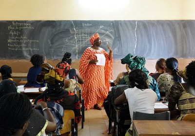 Des reculs importants ont &eacute;t&eacute; observ&eacute;s &agrave; l'&eacute;chelle de la plan&egrave;te concernant l&rsquo;acc&egrave;s aux m&eacute;thodes contraceptives, &agrave; l&rsquo;avortement et aux soins en mati&egrave;re de sant&eacute; sexuelle, dont des ateliers de sensibilisation dans les &eacute;coles, pour les femmes pendant la pand&eacute;mie de COVID-19.
