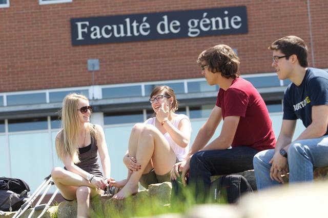 Les participants ont pu revisiter leur facult&eacute; et d&eacute;couvrir ses installations&nbsp;modernis&eacute;es.