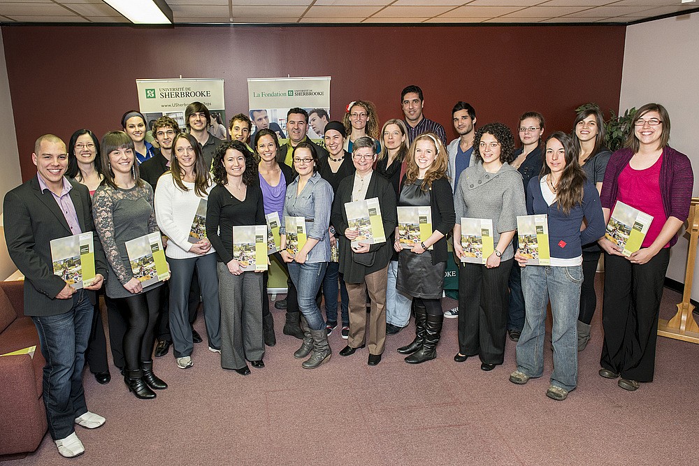 En 2012, la FEPS et La Fondation ont remis plus de 30 bourses aux &eacute;tudiantes et aux &eacute;tudiants aux trois cycles.