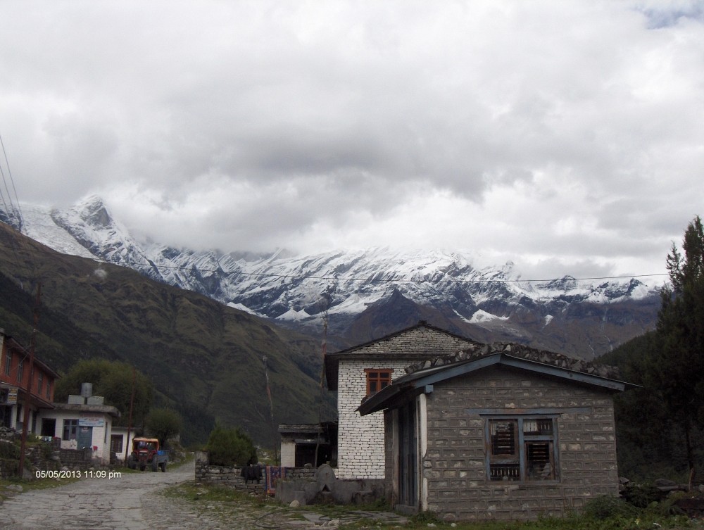 Village de Lete, district de Mustang, zone de conservation de l'Annapurna. Situ&eacute; &agrave; 2250&nbsp;m d'altitude, le village compte environ 180&nbsp;m&eacute;nages. &laquo;C'est l'endroit le plus tranquille o&ugrave; j'ai jamais mis les pieds, dit Marie-Eve Yergeau. C'&eacute;tait magnifique.&raquo;