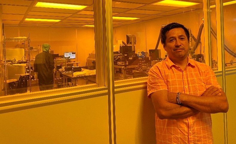 Jhojan Hihui Gamarra est nomm&eacute; technicien op&eacute;rateur de salles blanches au 3IT.