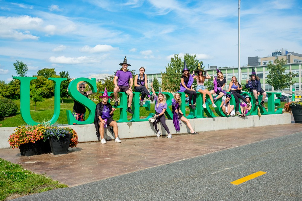 Les activit&eacute;s d&rsquo;int&eacute;gration marquent par ailleurs une &eacute;tape importante dans le d&eacute;but du parcours universitaire des personnes &eacute;tudiantes nouvellement membres de la communaut&eacute; UdeS.