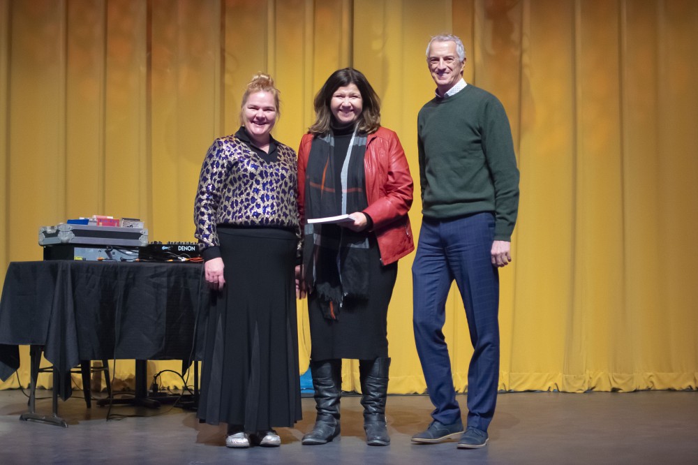 Anne Lessard, doyenne de la Facult&eacute; d'&eacute;ducationChristine Gaucher,&nbsp;candidate de la Facult&eacute; d&rsquo;&eacute;ducation au Prix d&rsquo;excellence de l&rsquo;Universit&eacute; de SherbrookeJules B&eacute;langer, directeur de Performa