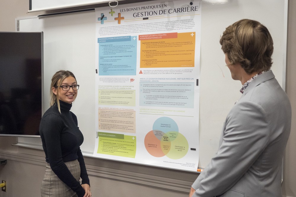 Vulgariser ses travaux de recherche constitue une comp&eacute;tence professionnelle pertinente &agrave; d&eacute;velopper pendant son parcours universitaire.