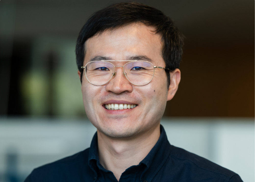 Professeur Cunlu Zhou, titulaire de la Chaire de recherche IBM Quantum en algorithmie quantique