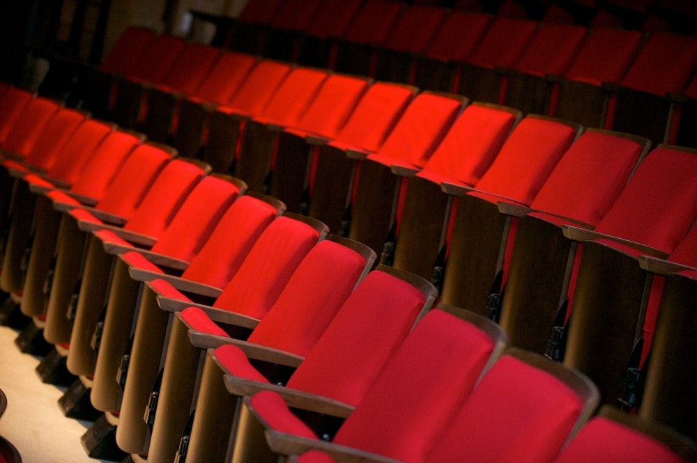 &laquo;Des installations plus performantes et plus agr&eacute;ables pour assister &agrave; des productions prestigieuses&raquo;, indique le vice-recteur Alain Webster.