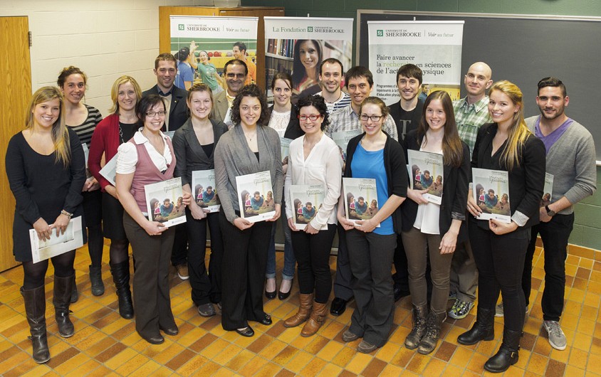 Les boursi&egrave;res et boursiers&nbsp;2014 de la Facult&eacute; d'&eacute;ducation physique et sportive.