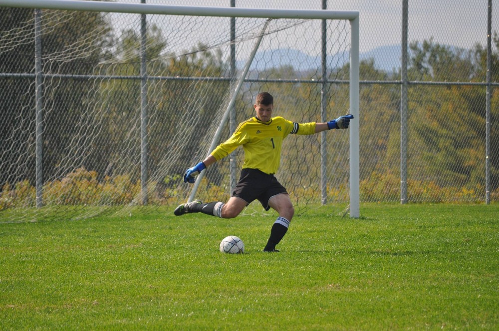 La gardien du Vert & Or, Guillaume Proulx, a jou&eacute; de tr&egrave;s bons matchs la fin de semaine derni&egrave;re &agrave; Victoriaville et &agrave; Sherbrooke.Photo: Vert & Or