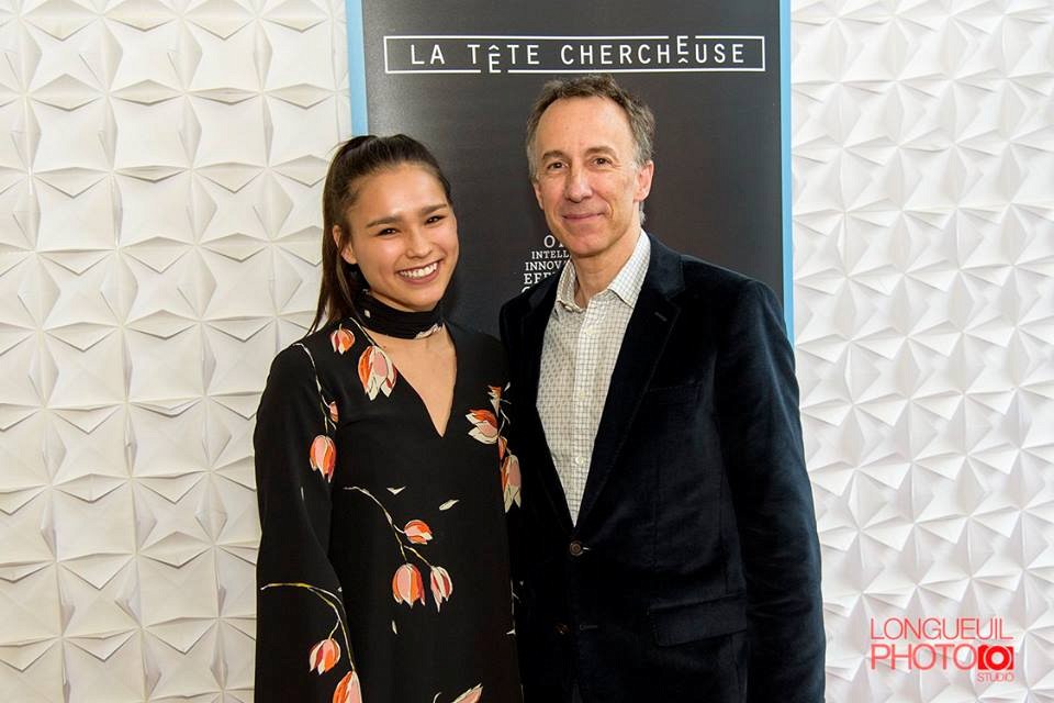 Gabriella Han a remport&eacute; le prix Louis-&Eacute;ric Vall&eacute;e 2017. Elle est ici photographi&eacute;e en compagnie de Jacques Labelle (agence TAXI).
