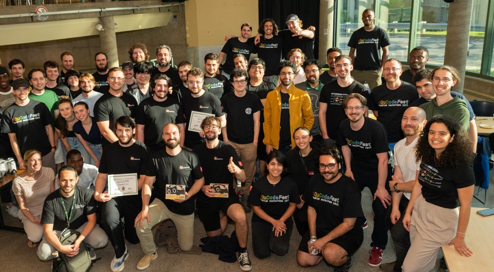 Ensemble des participantes et participants qui ont relev&eacute; le d&eacute;fi de l'hackathon quantique de l'iQuCode Fest 2025