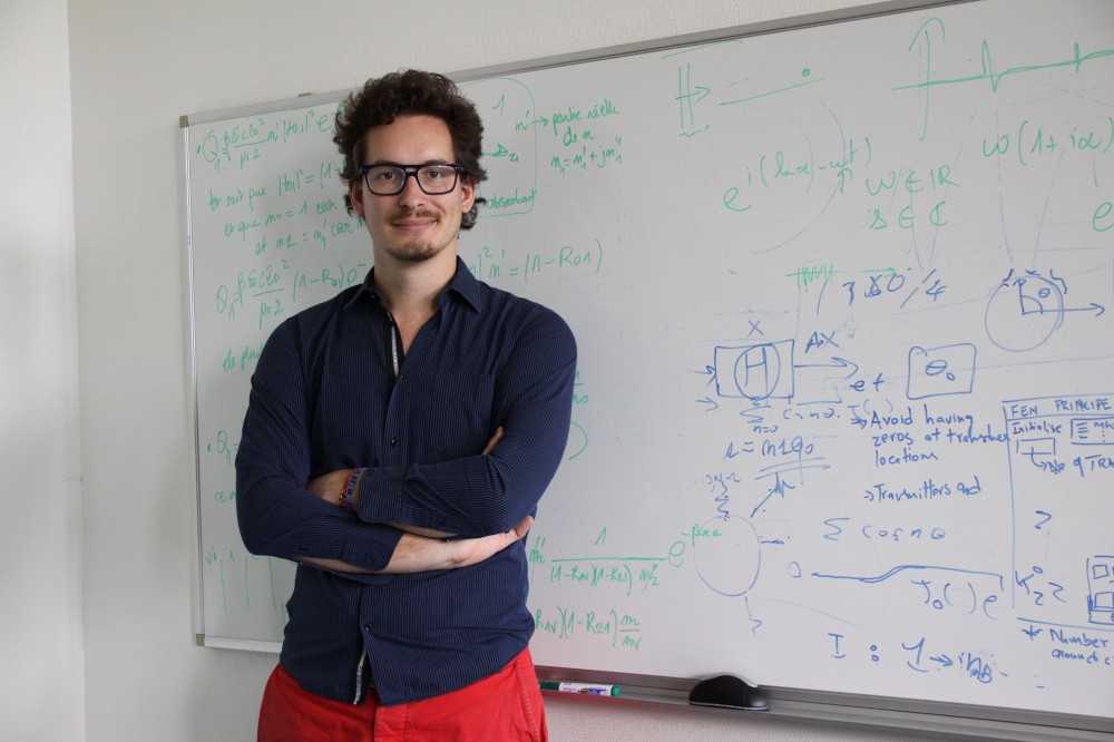 Valentin Serey,&nbsp;&eacute;tudiant au doctorat en cotutelle entre l'Universit&eacute; de Sherbrooke et l'Universit&eacute; de Bordeaux et rattach&eacute; au GAUS.