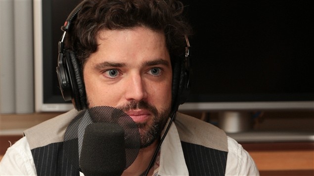 Marc-Andr&eacute; Moutquin a cr&eacute;&eacute; L'app&eacute;tit des astres, un texte qui lui a valu le Prix de po&eacute;sie 2014 de Radio-Canada. 