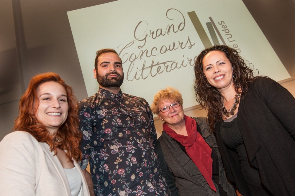 Les r&eacute;cipiendaires des quatre prix du Grand Concours litt&eacute;raire de l'Universit&eacute; de Sherbrooke sont Roxanne Landry (Prix du Centre Anne-H&eacute;bert), Kayan Naghshi (Prix Joseph-Bonenfant), Suzanne Pouliot (Prix pour le personnel) et Isabelle Huard (Grand Prix litt&eacute;raire).
