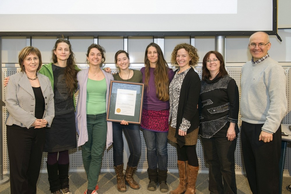 Julie Desjardins, Myl&egrave;ne Archambault, Genevi&egrave;ve Amyot-Ladouceur, Maude Lemay D&eacute;cary, &Eacute;liane Landriault, Sophie Barrette, Diane Biron et Martin Buteau. 