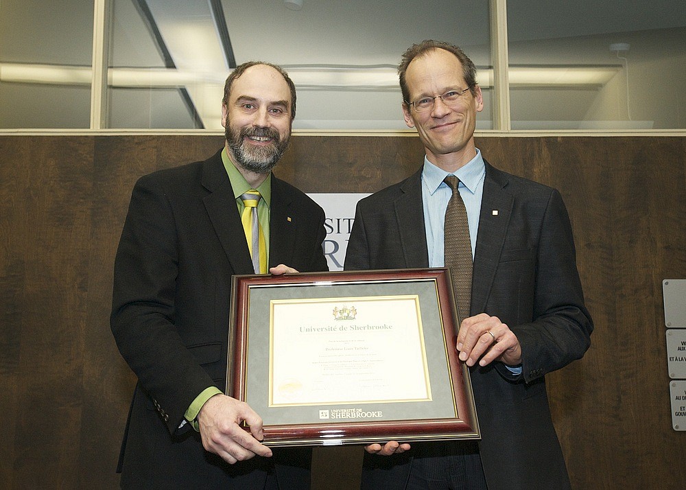 Le vice-recteur Jacques Beauvais et le professeur Louis Taillefer
