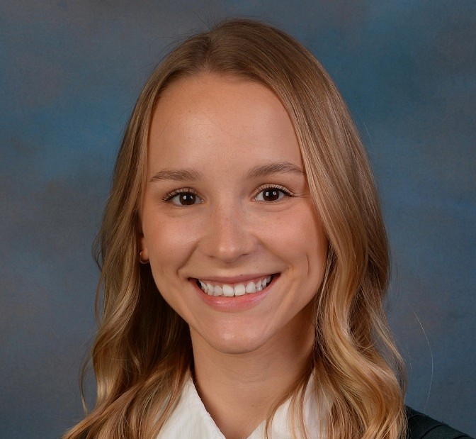 Shanel Normandin, &eacute;tudiante de 4e&nbsp;ann&eacute;e, a re&ccedil;u la bourse de la Fondation de l&rsquo;Association m&eacute;dicale canadienne qui r&eacute;compense le professionnalisme.