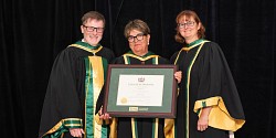 La professeure Carole Beaulieu reçoit le titre de professeure émérite de la Faculté des sciences