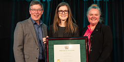 Annie Chaloux remporte le prix Tremplin en recherche et création dans la catégorie <em>Sciences humaines et sociales </em>