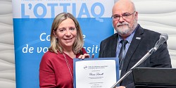 Deux étudiantes de l'UdeS récompensées pour leurs efforts