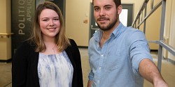 Deux étudiants en politique appliquée s'envolent pour Washington DC