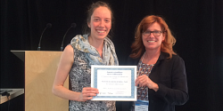 Katherine Boisvert-Vigneault, doctorante en gérontologie, mérite le prix FRQS de la meilleure présentation