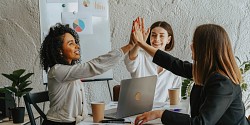 Renverse les codes avec BÉRA!