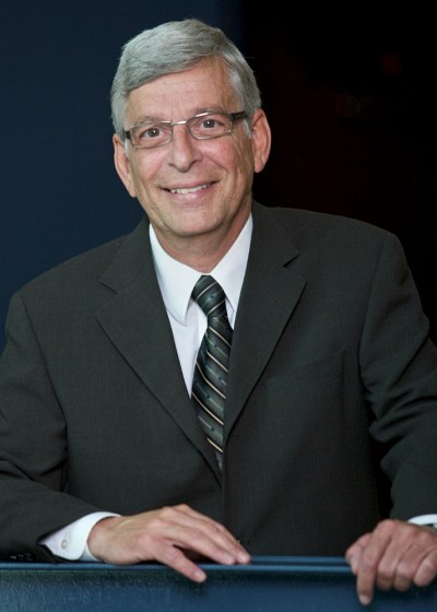 Le professeur retrait&eacute; Jacques Lavall&eacute;e