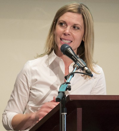 La co-organisatrice M&eacute;lanie Bourassa Forcier analysera les tendances et les impacts des projets de loi sur le&nbsp;syst&egrave;me de sant&eacute; et les incitatifs &agrave; la performance.