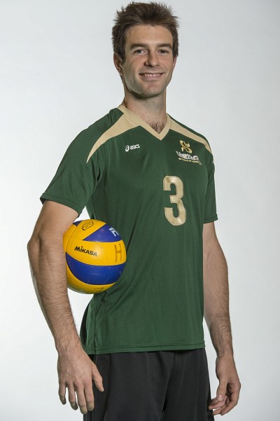 Daniel Moreau. Baccalaur&eacute;at en administration.