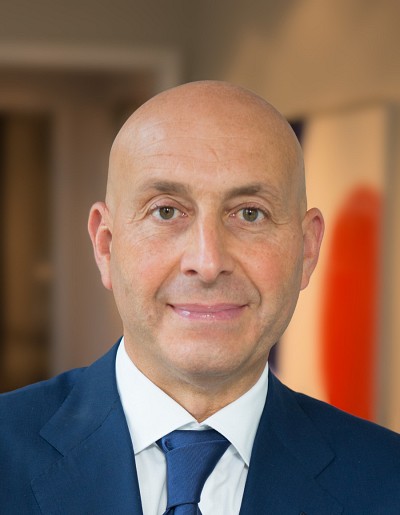 Vincent Chiara sera nomm&eacute; Ambassadeur de la Facult&eacute; de droit lors du Gala du rayonnement de l'UdeS le 2 mai.