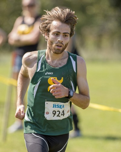 Le v&eacute;t&eacute;ran coureur du Vert & Or Charles Khazoom