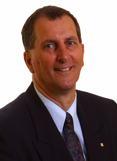 Paul Deshaies sera intronis&eacute; en tant que membre &eacute;m&eacute;rite.