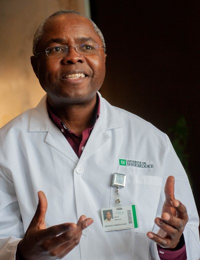 Le professeur-chercheur Warner Mampuya est&nbsp;responsable du programme de pr&eacute;vention et&nbsp; r&eacute;adaptation cardiovasculaires du CIUSSS de l&rsquo;Estrie-CHUS.