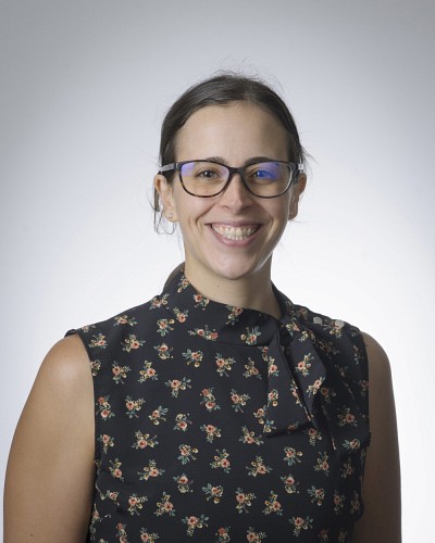 La professeure Isabelle Laforest-Lapointe, du D&eacute;partement de biologie, titulaire de la Chaire de recherche du Canada en &eacute;cologie microbienne appliqu&eacute;e.