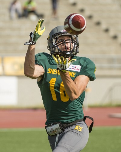 Le receveur Guillaume Paquet est l'une des 25&nbsp;recrues dans l'alignement du Vert&nbsp;&&nbsp;Or cet automne.