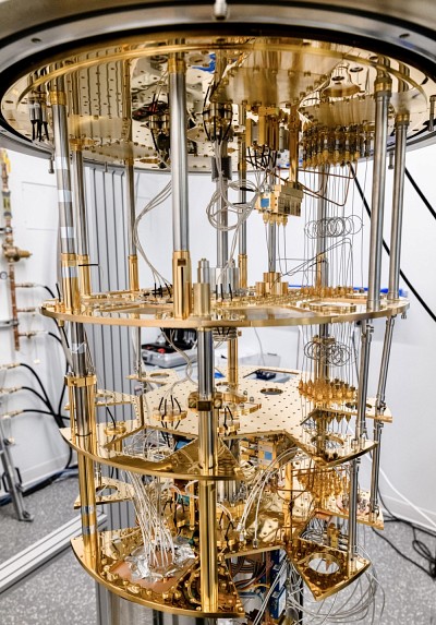 Dilution refrigerator, Quantum FabLab.