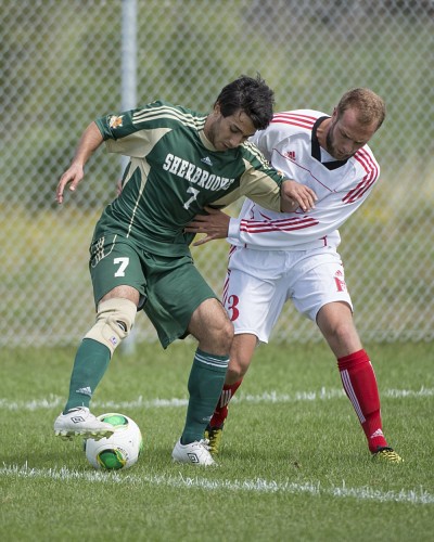 Ahmed Ghachem a &eacute;t&eacute; choisi joueur du match dans le camp du Vert&nbsp;&&nbsp;Or dans un revers de 1 &agrave;&nbsp;0 face aux Redmen de McGill vendredi soir, &agrave; Montr&eacute;al.