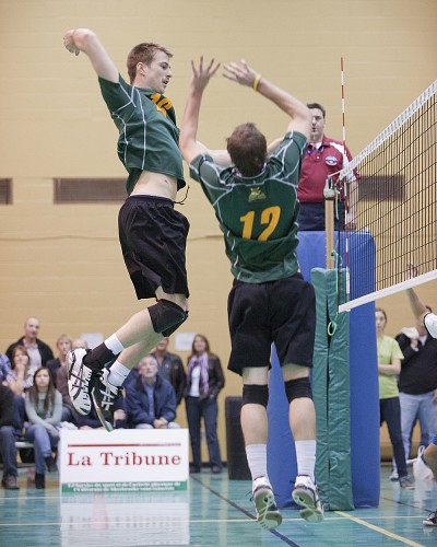 Le centre Samuel &Eacute;mond a connu un match du tonnerre, dimanche face aux Carabins de l'Universit&eacute; de Montr&eacute;al.