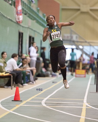 Val&eacute;rie Kodo a r&eacute;alis&eacute; un nouveau record du Vert&nbsp;&&nbsp;Or avec un bond de 12,36&nbsp;m au triple saut.