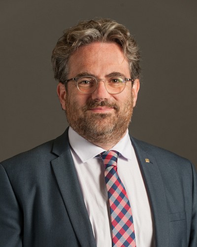 Le professeur Vincent Aimez, vice-recteur &agrave; la valorisation et aux partenariats