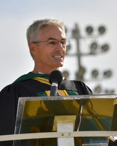 Jean-Pierre Brunelle, doyen de la Facult&eacute; d&rsquo;&eacute;ducation physique et sportive