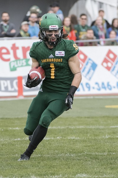 Samuel Polan sera l'un des cinq joueurs du Vert & Or composant l'alignement de l'&eacute;quipe de l'Est, lors de l'&eacute;dition 2018 du D&eacute;fi Est-Ouest de football universitaire le 12 mai prochain au Stade Telus de Qu&eacute;bec.