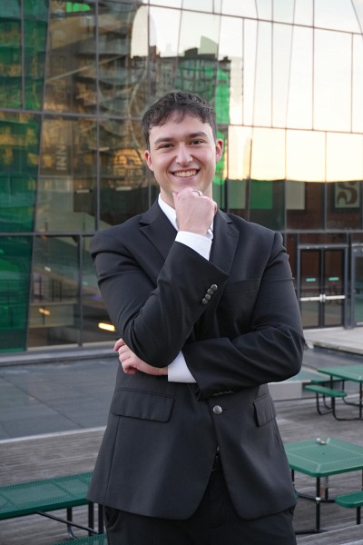 L'&eacute;tudiant Antoine Jacques au Campus de Longueuil.