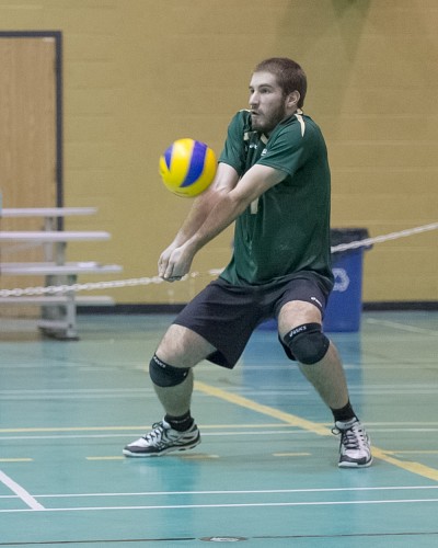 Alexandre D'Amboise y est all&eacute; de 20&nbsp;passes marquantes dans la victoire de dimanche du Vert&nbsp;&&nbsp;Or sur les Carabins, en plus de r&eacute;aliser 8&nbsp;r&eacute;cup&eacute;rations en d&eacute;fensive.