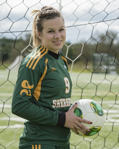 Christina Ar&egrave;s-St-Onge. Baccalaur&eacute;at en enseignement des math&eacute;matiques.