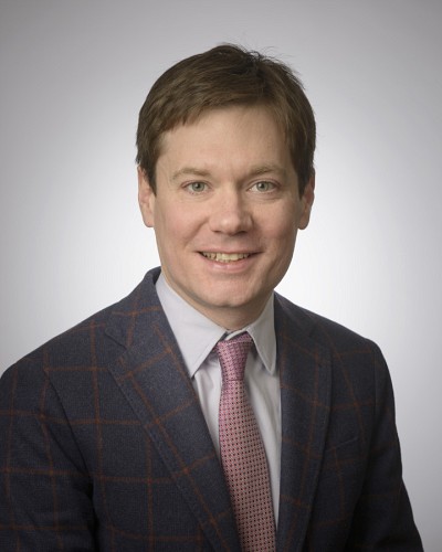 &laquo; Il faut &eacute;laborer de nouvelles r&eacute;glementations et des syst&egrave;mes appropri&eacute;s pour cette &eacute;conomie plus connect&eacute;e &raquo;, explique le professeur Derek McKee.